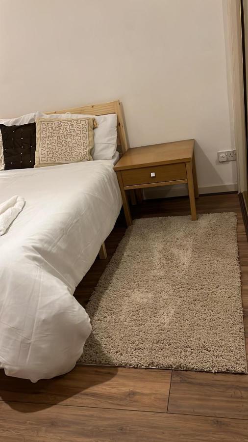 Smalinz Homes Finchley London Kültér fotó