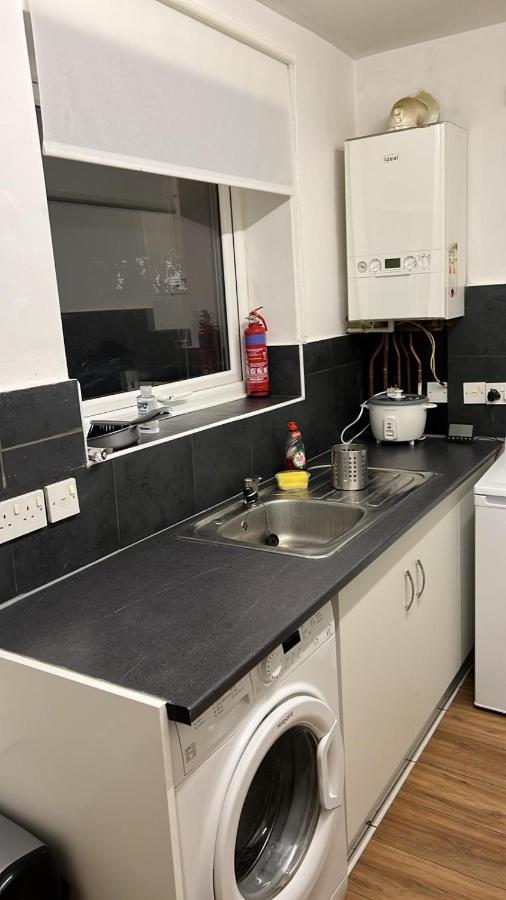 Smalinz Homes Finchley London Kültér fotó